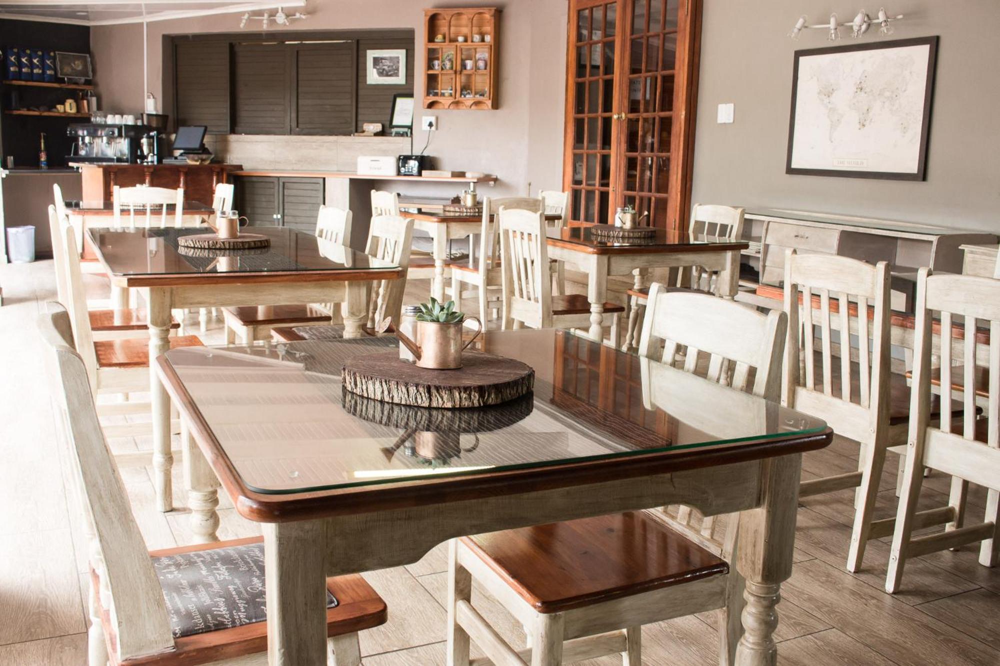 Gemstone Guest House Klerksdorp Bagian luar foto